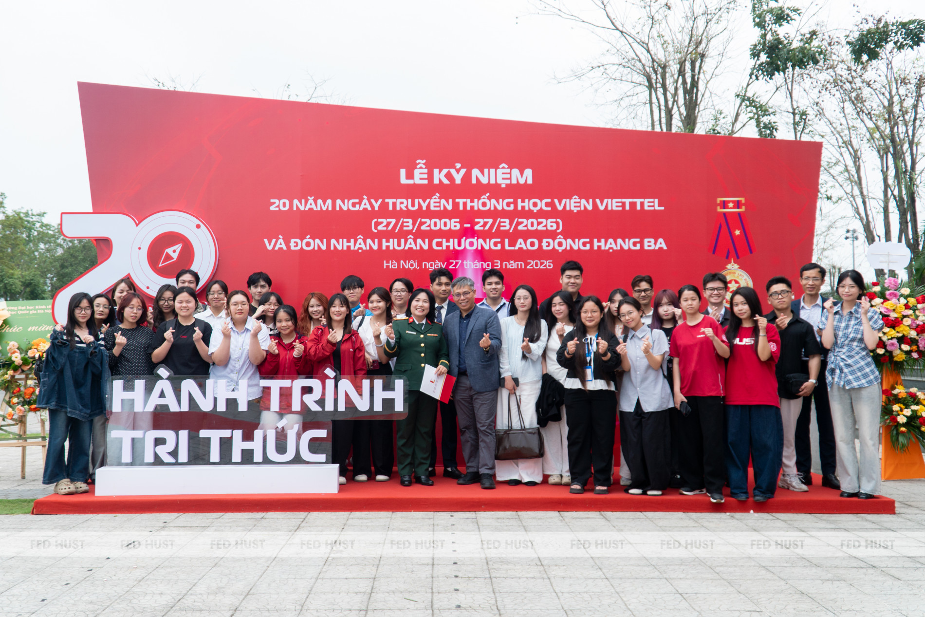 STUDY TOUR TẠI HỌC VIỆN VIETTEL: KHI LỚP HỌC BƯỚC RA KHỎI GIẢNG ĐƯỜNG