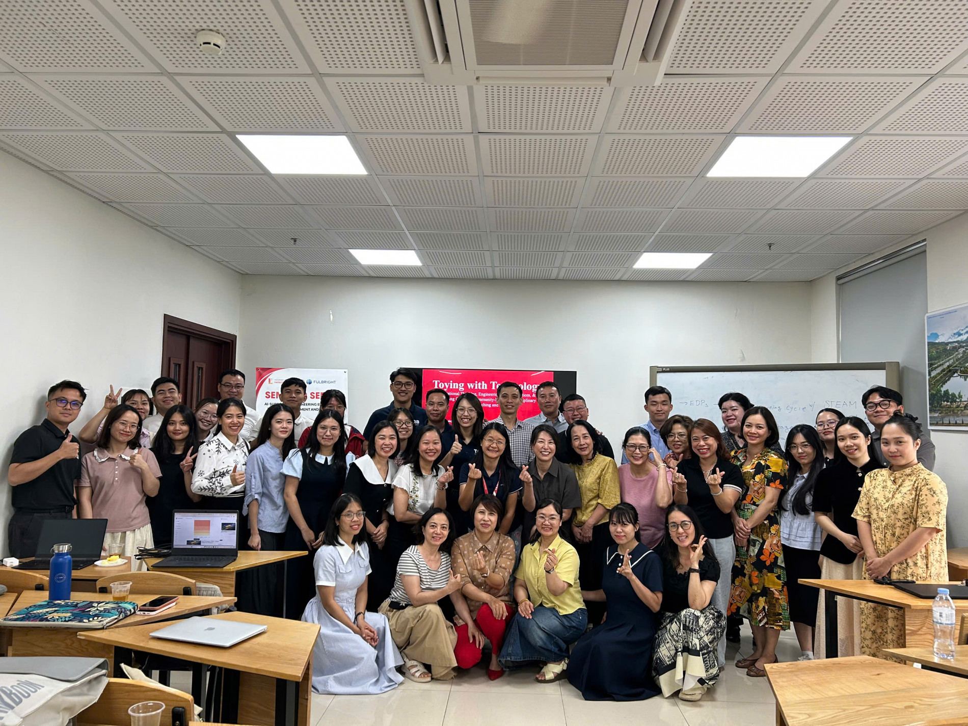TRÍ TUỆ NHÂN TẠO, GIÁO DỤC VÀ NHỮNG KẾT NỐI HỌC THUẬT QUỐC TẾ:  DẤU ẤN CHUỖI SEMINAR CỦA PGS. TS. E. J. BAHNG TẠI HUST